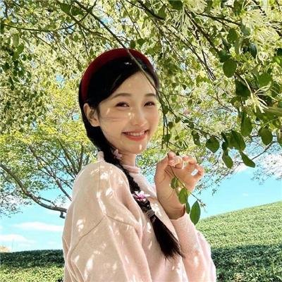 伯纳德特的真实本质